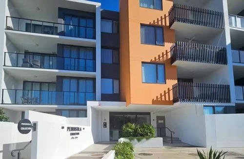 Gold Coast Apartment | 3BR, 2BA Unit with Pool, Parking & BBQ in Gold Coast