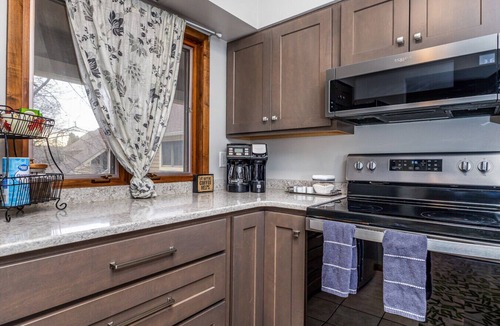The Galena Territory Villa | 3BR, 3BA Townhome w/Sunporch + Fireplace