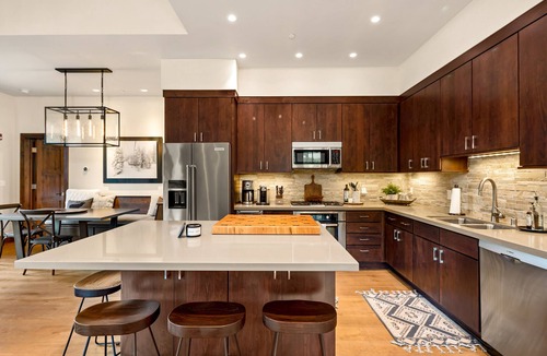 Truckee House | 3Br/3bath Slope-side Townhouse at Northstar