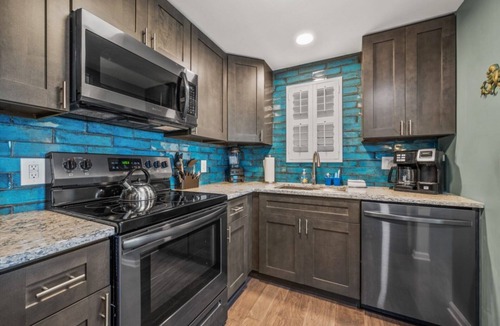 Fernandina Beach Condo | 3BR Amelia Island Condo | Pool | Near Beach | Sleeps 6