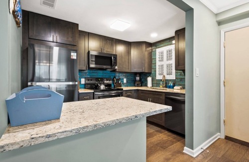 Fernandina Beach Condo | 3BR Amelia Island Condo | Pool | Near Beach | Sleeps 6