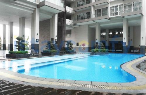 Lubuk Baja Apartment | 3BR Aston Residence 0701 City View