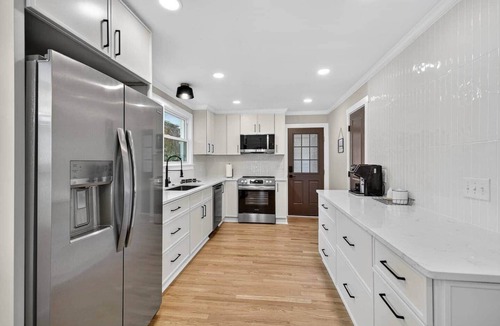 Forest Hills House | 3BR Augusta Retreat | EV Charger | Convenient Location