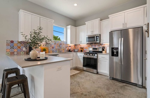 Montopolis House | 3BR Austin Escape Private Cowboy Pool & Casita