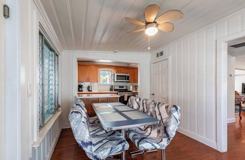 Lake Worth House | ‼️3BR Beach Getaway‼️ w/Pool + BBQ