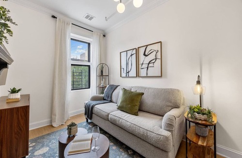 Harlem Apartment | 3BR Brownstone near Subway & Columbia Uni