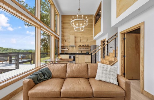 Marshall Cabin | 3BR Cabin 4 |Hot Tub + Pizza Oven +Fire Pit +Views