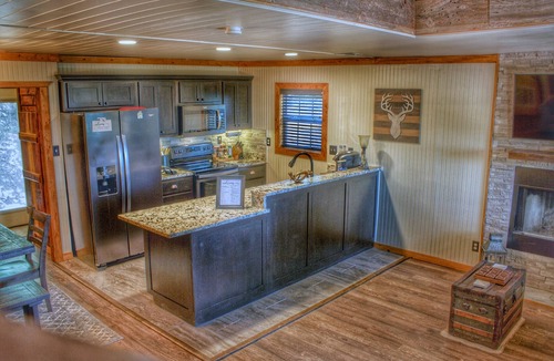 Lequire Cabin | 3BR Cabin, hot tub, mountain view, firepit, playset, pets OK, sleeps 8