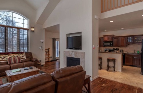 Driggs House | 3BR Creek Front on Ski Hill Rd