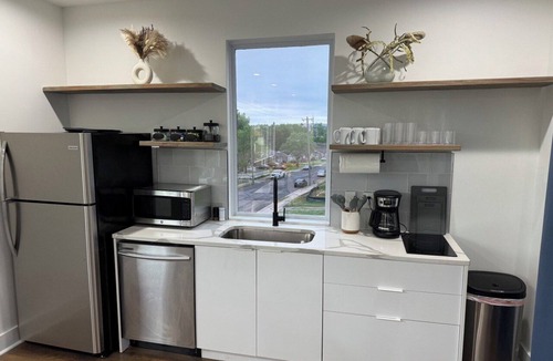 McFerrin Park House | 3BR East Nashville Rooftop Luxury Near Downtown