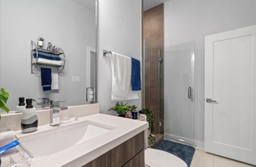 Houston House | 3BR Ensuite in Galleria 15 Min to FIFA Sleeps 6
