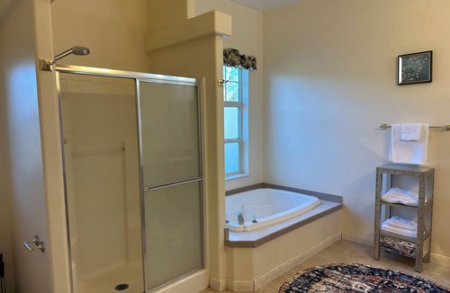 Warner Springs Other | 3BR Farmhouse Getaway, Group-Friendly, WiFi, AC, Trails