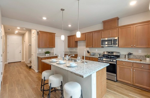 North Natomas House | 3BR Home at Pagoda Lane｜Walk In Closets｜Garage｜nWifi｜Laundry Roomn #41982
