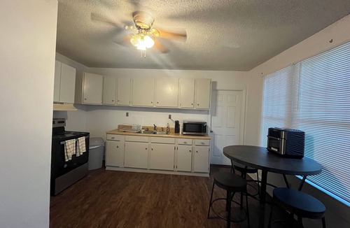 Chattanooga House | 3BR House near Hospitals-Mid & Long term rentals