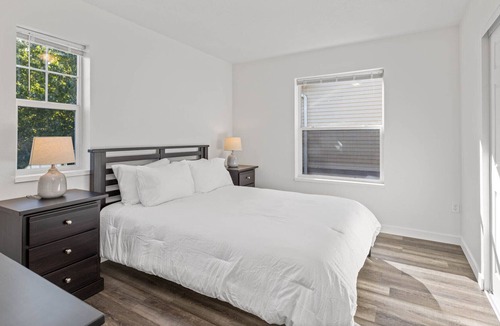 Woodlawn House | 3BR house ready for you.