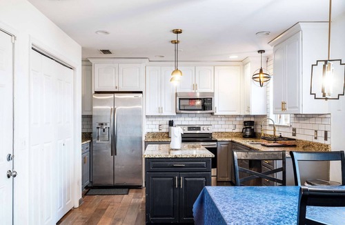 Old Hickory House | ‼️3BR Lakefront in Nashville w/BBQ & Hot Tub