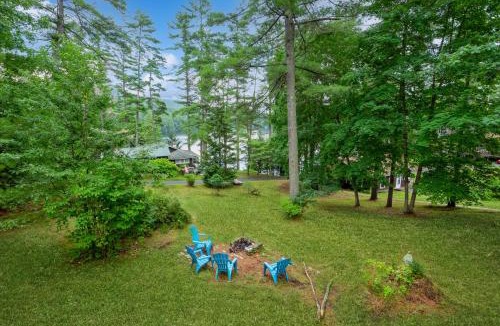 Lake Luzerne-Hadley House | 3BR Lakehouse with Lake Access, Deck and Fire Pit