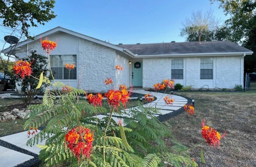 Leander House | 3BR Leander Retreat | Lake Travis Access