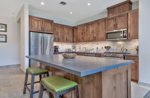 Lakeside Park Condo | 3Br Luxury Residence steps to Heavenly Gondola & Village