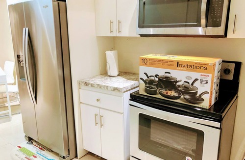 Richmond Heights House | 3BR Luxury Short-Term Vacation Rental.