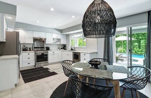 Tahquitz River Estates House | 3BR mid-century home with private pool