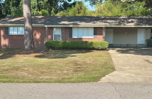 Hattiesburg House | 3BR Midtown Stay! Located on USM Campus! Perfect for Game Days and Getaways