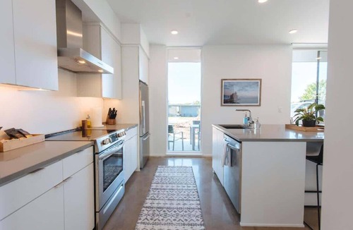 Egg Harbor Condo | 3BR Modern Duplex · Walk to Downtown Egg Harbor