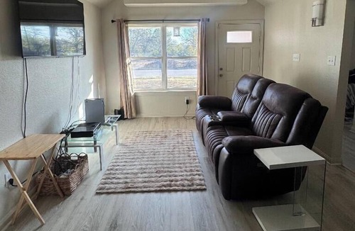 Fort Worth House | 3BR Near Arlington World Cup & Downtown FTW