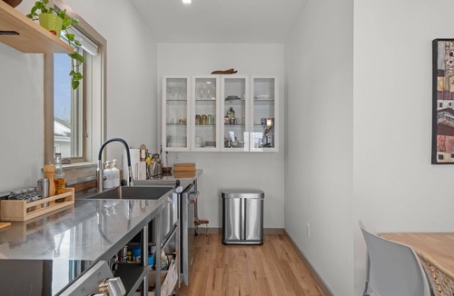 Westerly House | 3BR New Modern Westerly Home – Walk to Downtown