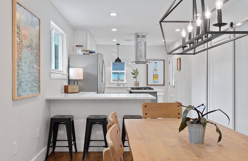 South Manchaca House | 3BR Oasis Near SoCo - Pool - BBQ - Mins to DT ATX