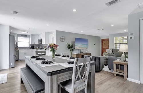 Dunedin House | 3BR Oasis | Sleeps 11 | Heated Pool | Ping Pong!