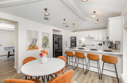 Allen House | 3BR Oasis with Heated Pool, Hot Tub and King Bed in Allen