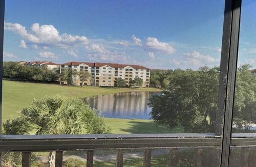 Florida Central Atlantic Coast Condo | 3BR Orange Lake Resort, 5 Min to Disney, Lazy River + Pools, Spring Break Week