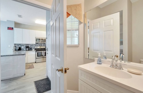 Sunset Lakes House | 3BR Private Pool/7 Mins Disney