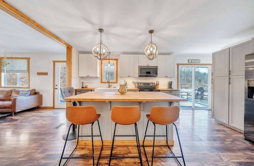 Boones Mill House | 3BR Retreat: Peaceful, Mountain View, Pet Friendly