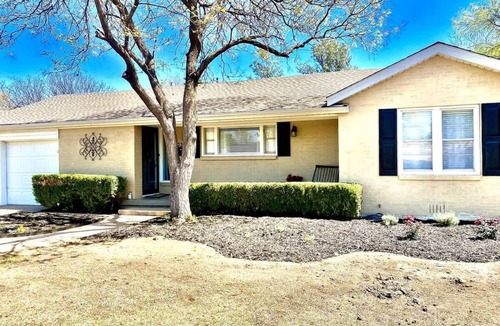 Amarillo House | 3BR Sleep 6 Family Home Firepit Amarillo+Hospital