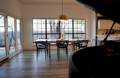 Amarillo House | 3BR Sleep 8 Amarillo Family Home, Hosp + Data Ctr
