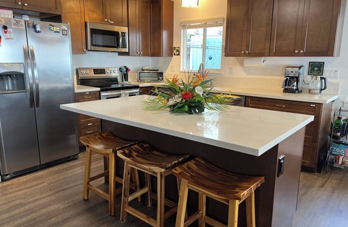 Ocean View House | 3BR Sleeps 11, Ocean Views, near Volcano and South Point