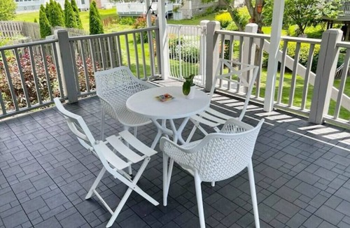 Rochester House | 3BR, Sleeps 6, Onsite Parking & Gym Accessn