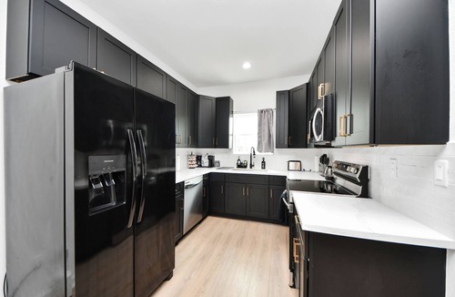 Northeast Houston House | 3BR Sleeps 8 Near DT Free Parking & Fast WiFi