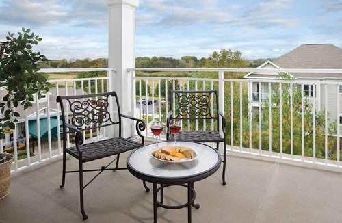 Pennington Bend Condo | 3br Spacious Lockoff on the River in Music City!