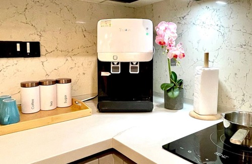 City Centre Apartment | 3BR Suite KLCC View w/balcony, Nflx & 2 Parking