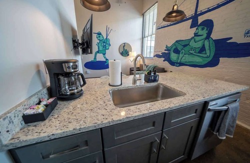 Buchanan Apartment | 3BR Suite, Modern, Brewery, i-81 Near Downtown