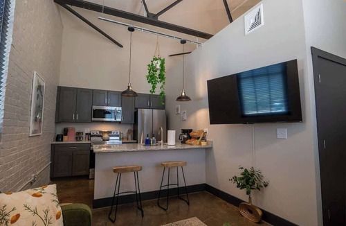 Buchanan Apartment | 3BR Suite, Modern, Brewery, i-81 Near Downtown