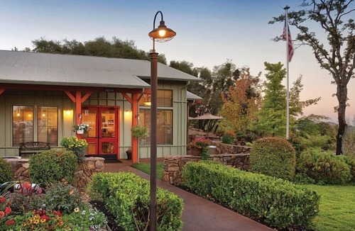 Angels Camp Condo | 3br Unit Golfer's Dream and Outdoor Enthusiasts