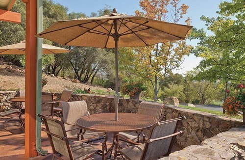 Angels Camp Condo | 3br Unit Golfer's Dream and Outdoor Enthusiasts