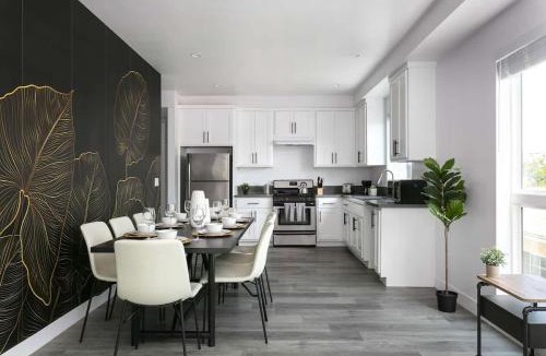 Mid City House | 3BR Urban Retreat with Modern Amenities