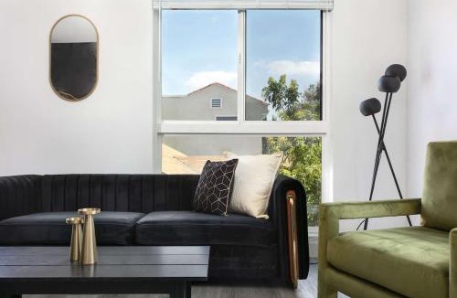 Mid City House | 3BR Urban Retreat with Modern Amenities