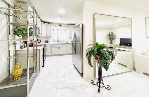 Beverly Green Apartment | 3BRApartment,LasVegas,Stripnext,Sale,nearLVCC,Bestlocation,Wifi,NEWYEAR,mostLOVE