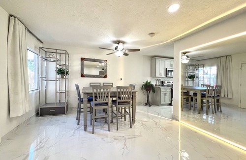 Beverly Green Apartment | 3BRApartment,LasVegas,Stripnext,Sale,nearLVCC,Bestlocation,Wifi,NEWYEAR,mostLOVE